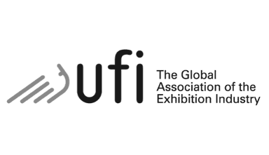 Logo di UFI, l'Associazione Globale dell'Industria delle Esposizioni, con un simbolo stilizzato di una mano e il testo "ufi" in caratteri minuscoli accanto alla descrizione dell'organizzazione.